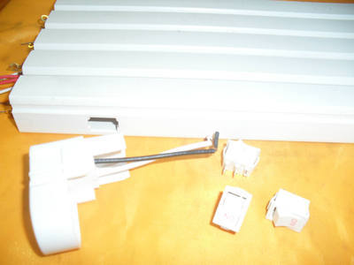 T5帶小開關(guān)按鈕支架燈日光燈 8w 貴港港發(fā)五金直銷特價(jià)熒光燈詳解